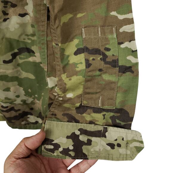 US Army OCP Combat Uniform Top Jacket Small Reg Multicam Military Surplus w/ Hat - Picture 3 of 16